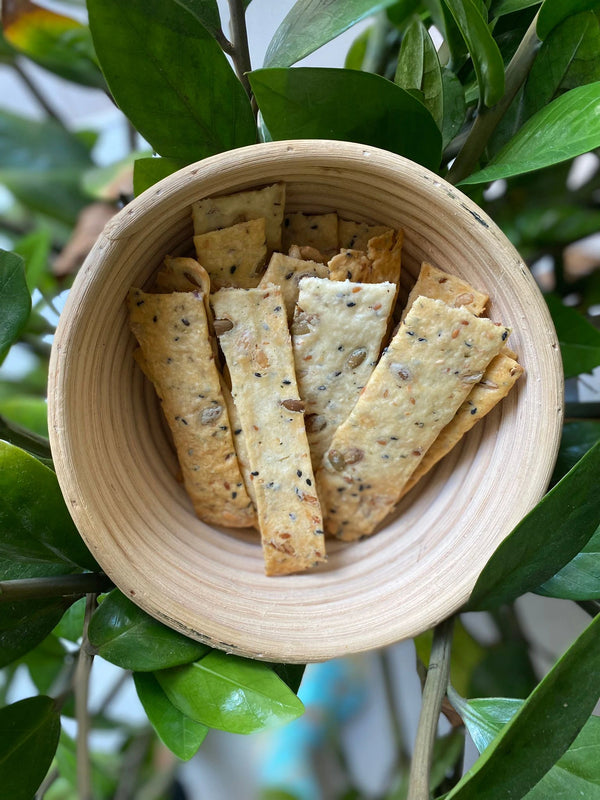 Seeded Italian Herb Sourdough Crackers – Crisp, Savoury, Guilt-Free