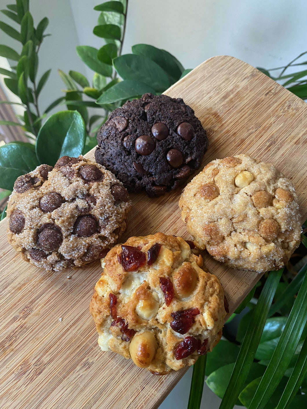 Assorted gluten free and egg free jumbo cookies (4 bestsellers)